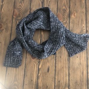 Abercrombie men’s scarf